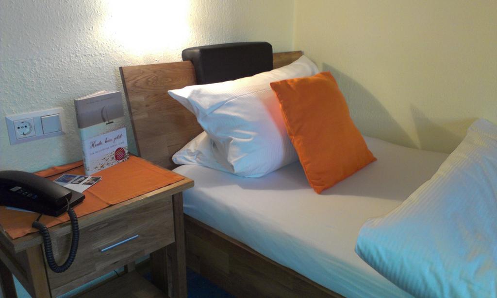 Hotel Zur Post Schonberg  Luaran gambar